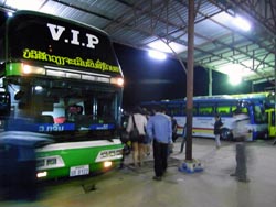 VIPバス